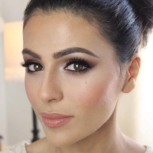 Maquillaje social o damas con Anamia